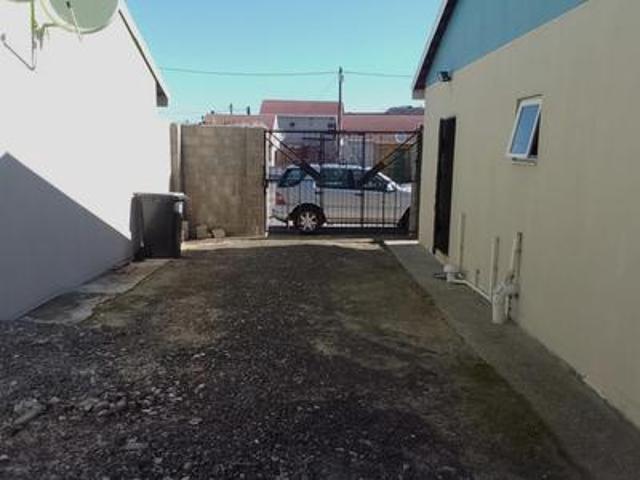 charming 2 bedroom home, the hague.