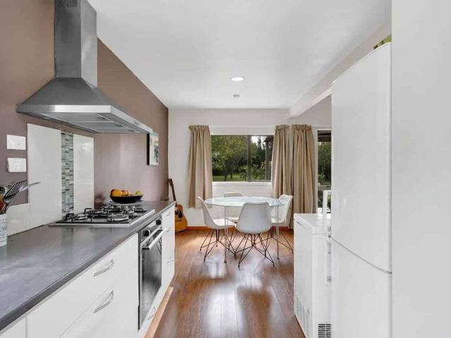 Short, fixed term. Charming Abode by Opunake
