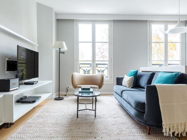 Charming 2 Bedroom Paris Apartment Awaits!, Paris Amsterdam Apartments for Rent