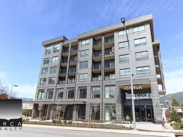 Charming 2 BR Apartment for rent in North Vancouver, North Van.