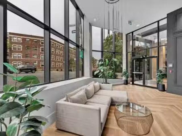 Charming 2 BR 314 4599 Av. Clanranald, Montréal Côte Des Neig.