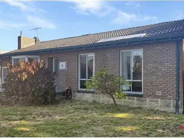 Cheap 2 Paulett Way, BELMONT House for rent Listed by Leasing.