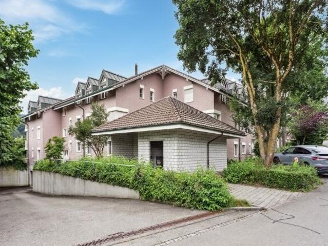 Charming 2.5 room apartment for rent in a quiet location in Boll