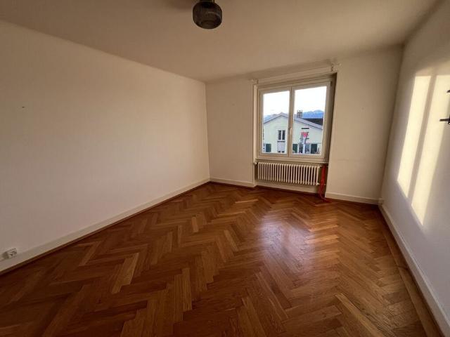 Charming 2.5 room apartment in the center of Lausanne near CHUV