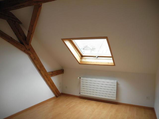 Charming 2.5 room penthouse apartment in a central location