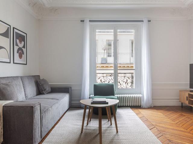 Charming 3 Bedroom Apartment in Paris!, Paris Amsterdam Apartments for Rent