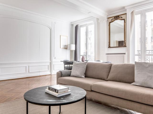 Charming 3 Bedroom Apartment in Paris