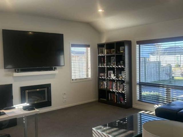 Charming 3 Bedroom Family Home in Rangatira Park
