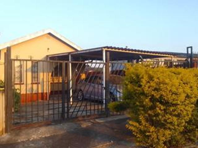 charming 3 bedroom family home on th.