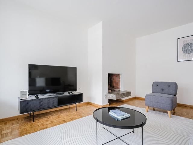 Charming 3 Bedroom Furnished Apartment in Enge, Zurich, Zurich Amsterdam Apartments for Rent