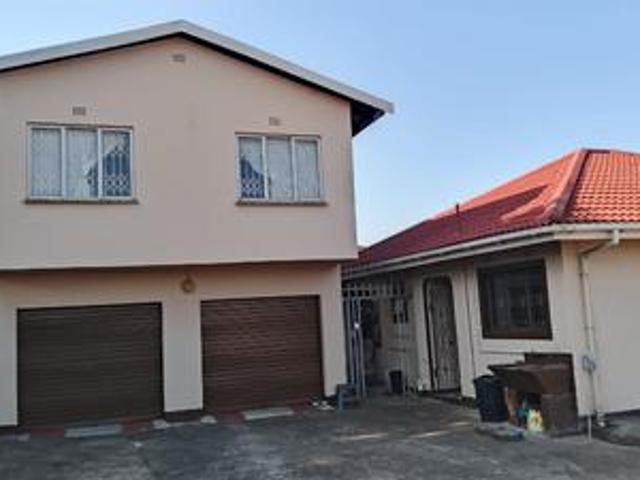 charming 3 bedroom home with bonus 2.