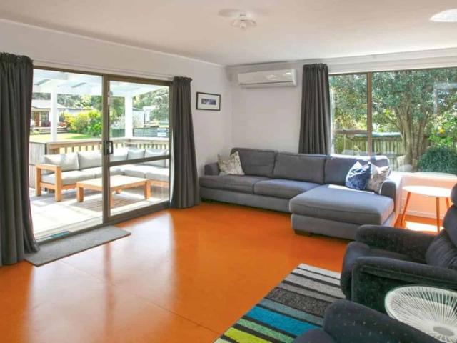 Charming 3 Bedroom Home in Tranquil Whiritoa