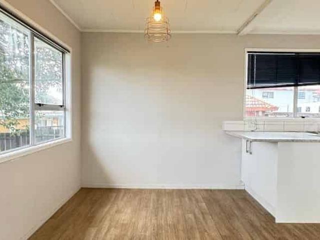 Charming 3 Bedroom Home in a Prime Location