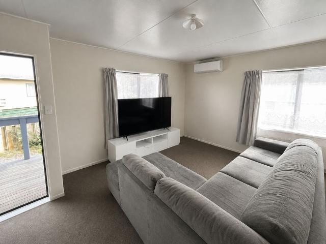 Charming 3 Bedroom Home in Mangakakahi
