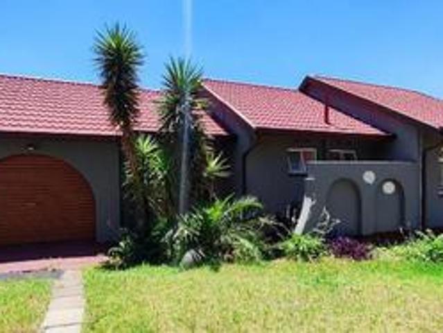 charming 3 bedroom home in mayberr.