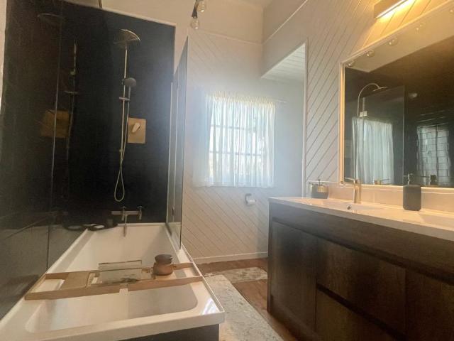 Charming 3 Bedroom Home in Prime Location