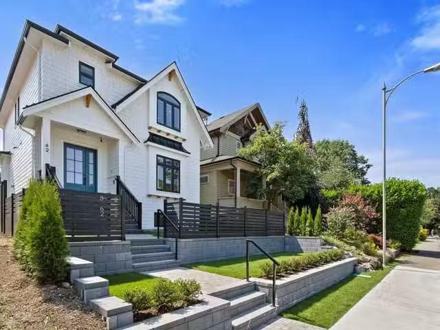 Charming 3 BR Apartment for rent in Vancouver, Vancouver East.