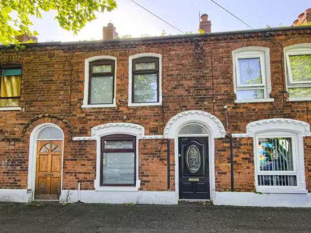 Nice 3 BR 132 Balfour Avenue