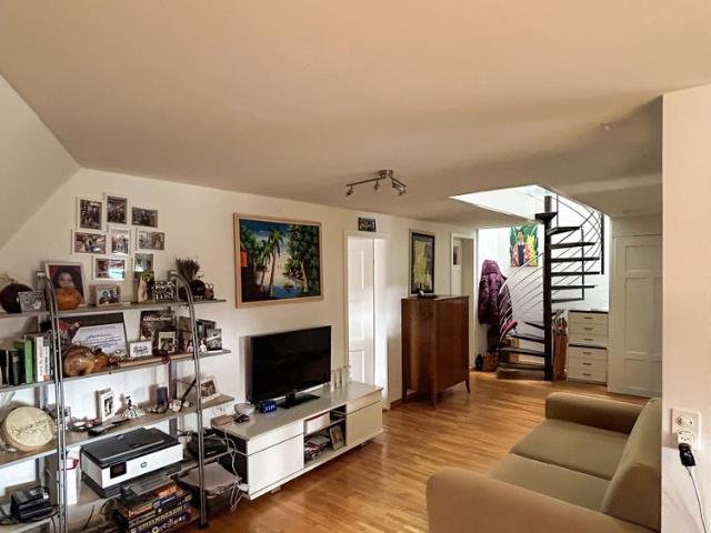 Charming 3.5 room penthouse apartment on two floors in the heart of Bern