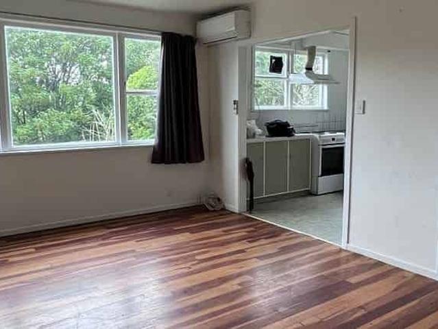 Charming 3BR Townhouse in Newlands