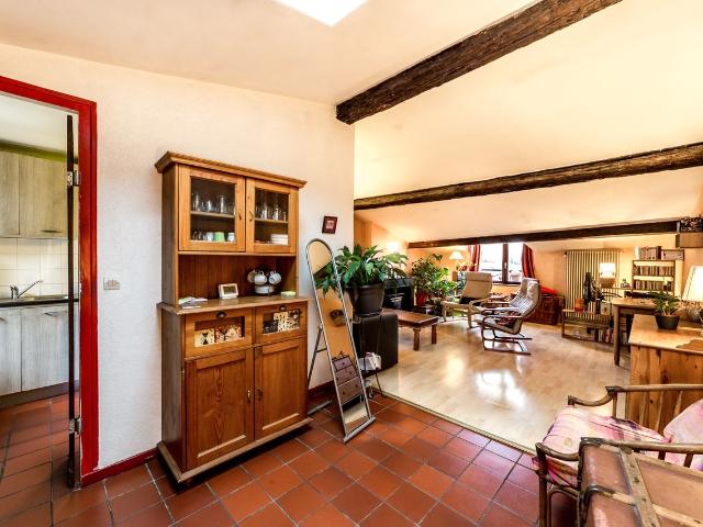 Charming top floor Apartment 54 sqm Historic Lyon stunning View and high Speed fiber, Lyon Amsterdam Apartments for Rent