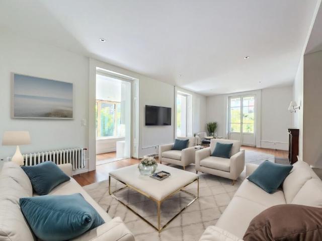 Charming townhouse completely renovated