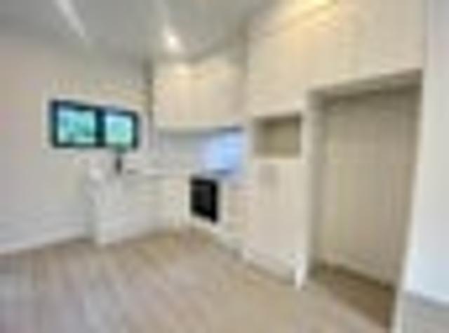 Charming Townhouse in Glen Eden