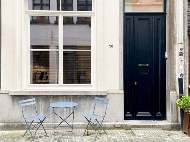 charming townhouse with 2 bedrooms in the city centre