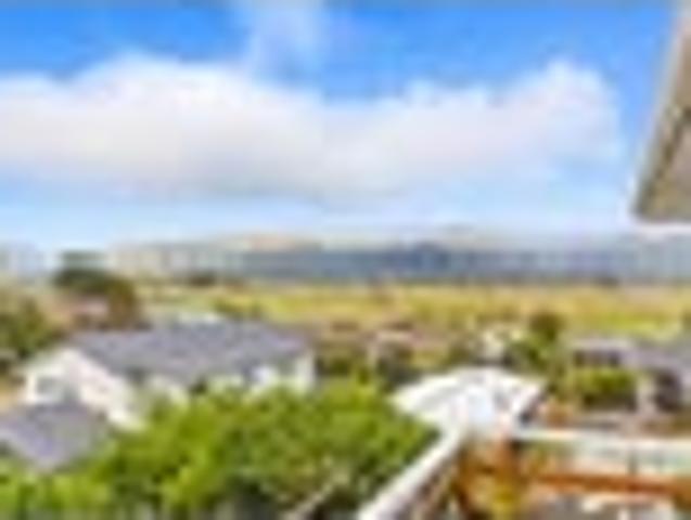 Charming Townhouse with stunning views