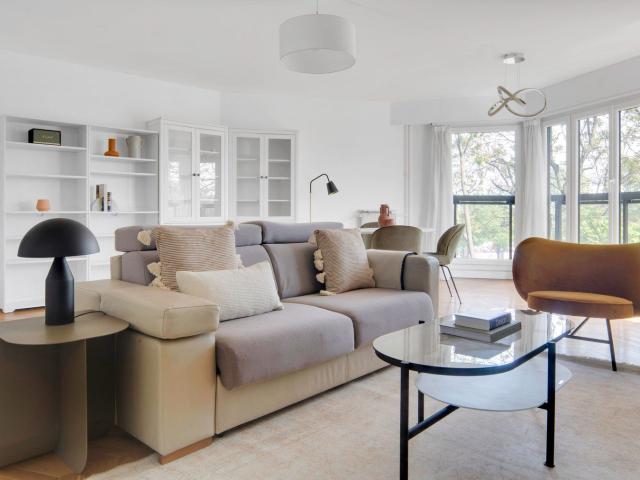 Charming Two Bedroom Apartment with Balcony Views
