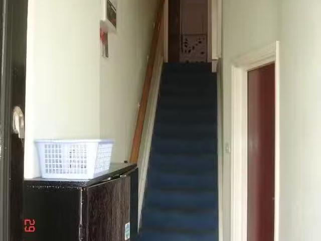 For Rent! Unit 1, 27 Cameron St