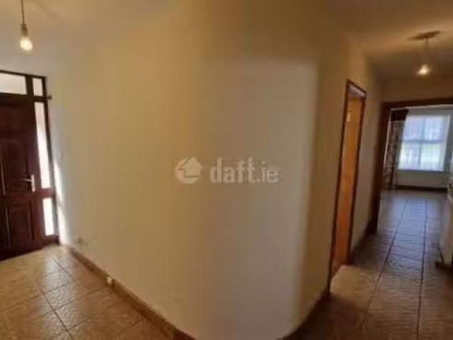 Nice Annalee Drive, Ballyhaise, Co. Cavan is for rent