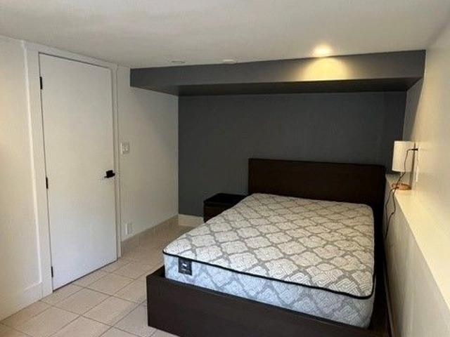 Charming and Fully Furnished 3 Bedroom Suite in the University District Nanaimo