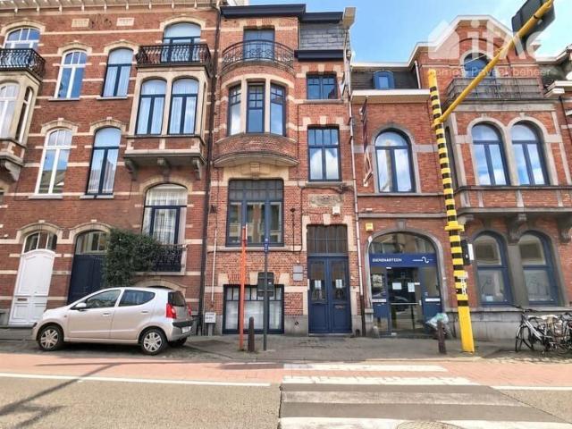 Charming and fully renovated apartment