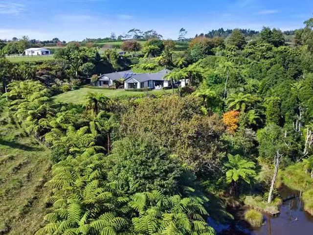 CHARMING AND IDYLLIC LIFESTYLE RETREAT! – First National Real.