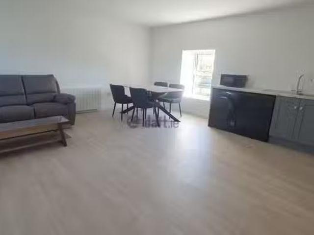 Unique Apartment 1, The Bridge, Main Street, Balla, Balla, Co.