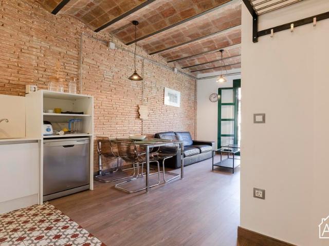 Charming Apartment Among the Historic Streets of El Born