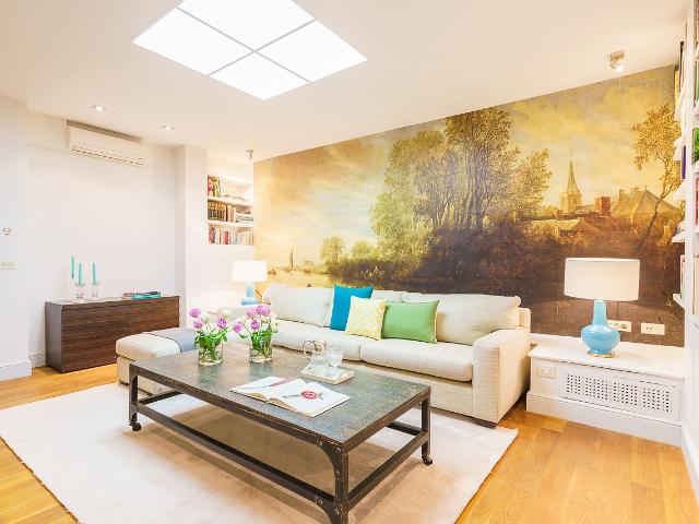 Charming apartment in Chamberi
