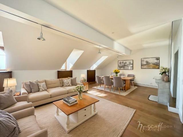 Charming apartment in a beautiful mansion