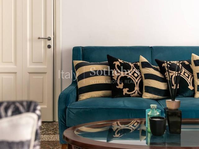 Charming apartment in Brera