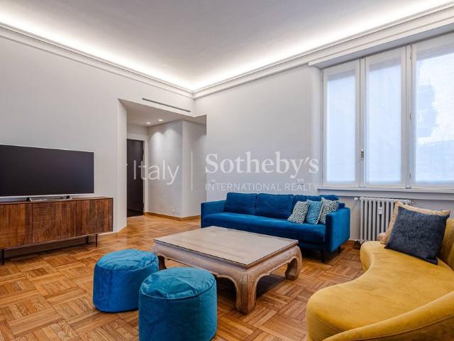 Charming Apartment Just Steps from the Quadrilatero della Moda