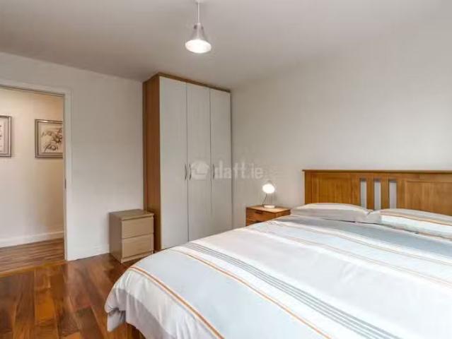 Nice Apartment, The Clayton, The Gasworks, Grand Canal Dock, D.