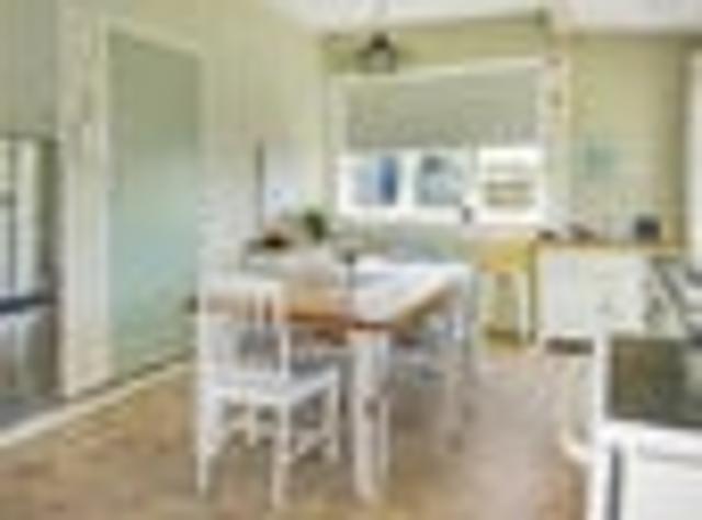 Charming beach cottage