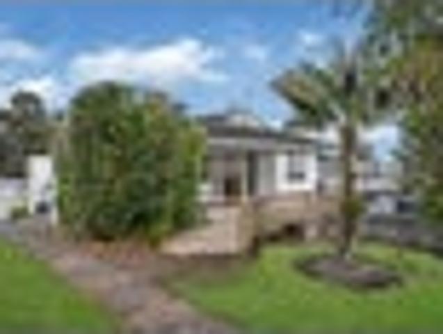 Charming Brick Beauty – Supreme Seaview