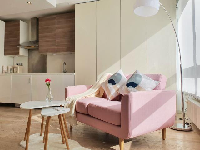 Charming bright Studio near La Défense & Paris center