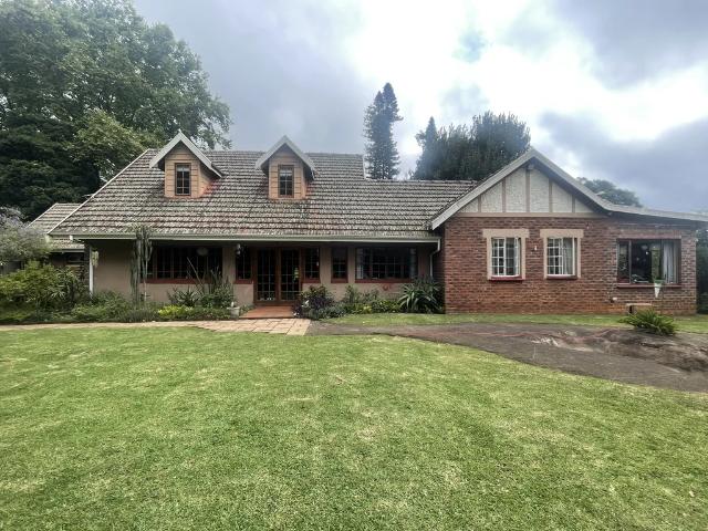 Charming Country Home with Endless Possibilities in Botha’s Hill