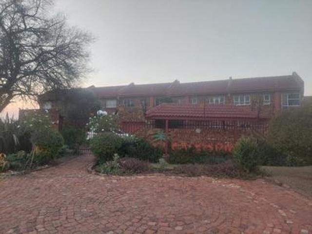 charming dorandia flat with spacious.