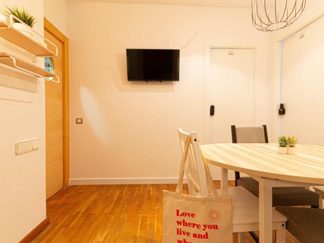 Charming double bedroom in Sant Gervasi Galvany