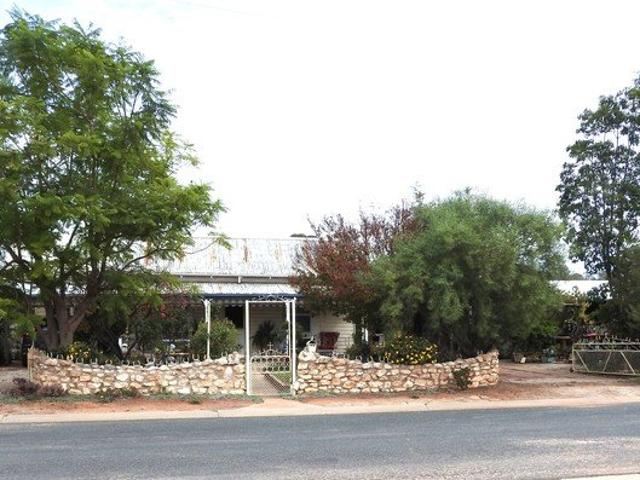 Charming Dual Living Opportunity