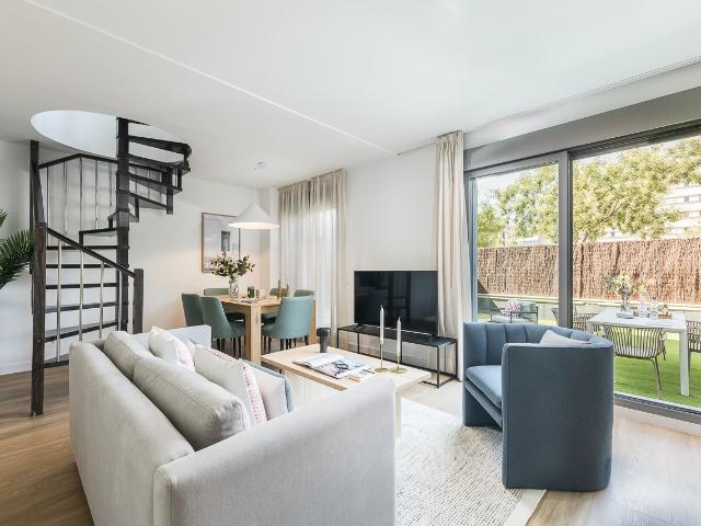 Charming Duplex with courtyard in Sanchinarro District